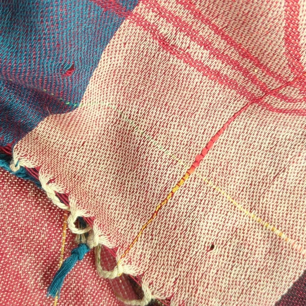 Gorgeous Pashmina Scarf!